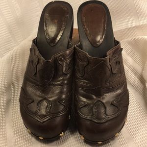 LW Leather Clog EVA worn once appliqué EC comfort